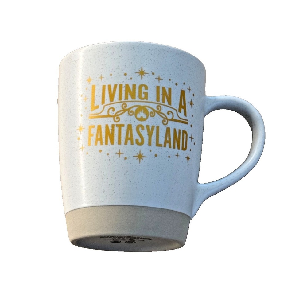 Disney Parks "Living In A Fantasyland" Castle 19 oz Coffee Cup Mug Stoneware EUC